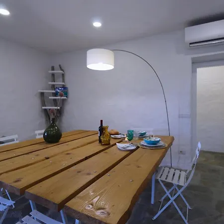 فيلة Maison Monte D'a Rena *